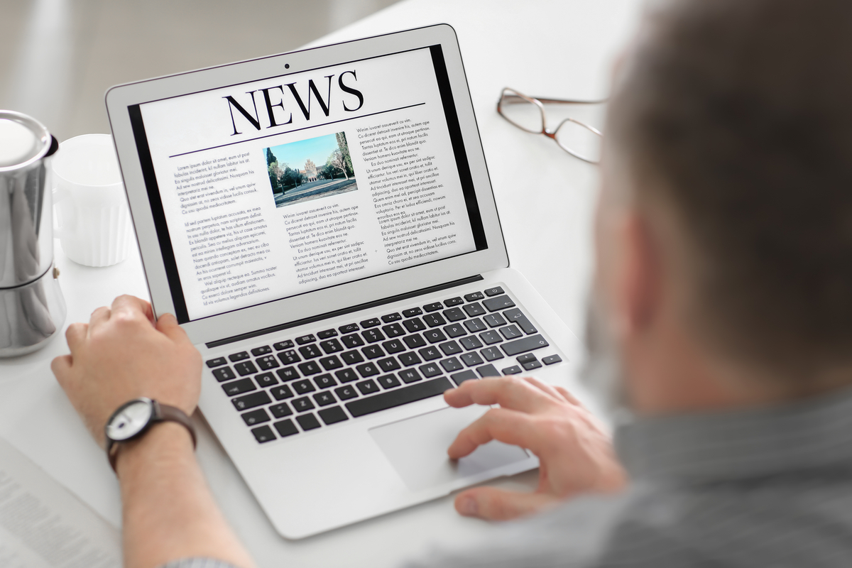 Promoting a native article on an online news site